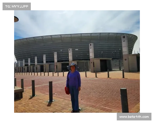 南非世界杯遗产助力社区发展 10座改造球场惠及50万青少年 南非世界杯遗产助力社区发展 10座改造球场惠及50万青少年